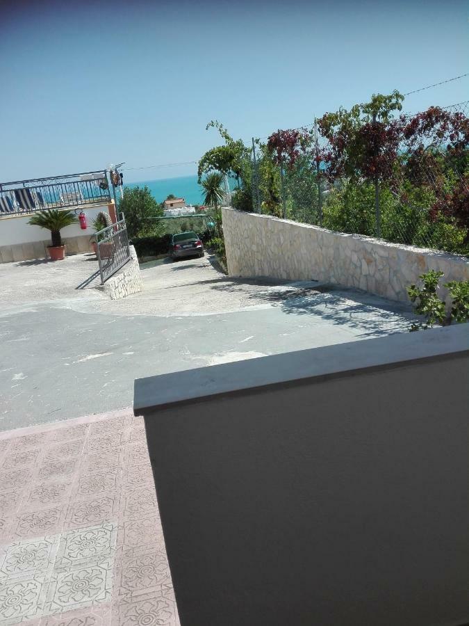 Villa Natura Sea View Vieste Exterior photo